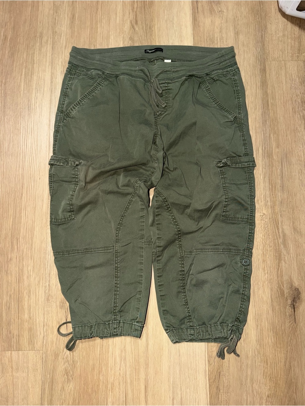 Women's Olive Cargo Capris with Drawstring Waist